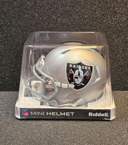 Riddell Las Vegas Raiders Revolution Speed Mini Football Helmet
