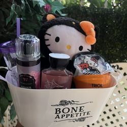 Hellokitty Spooky Basket 