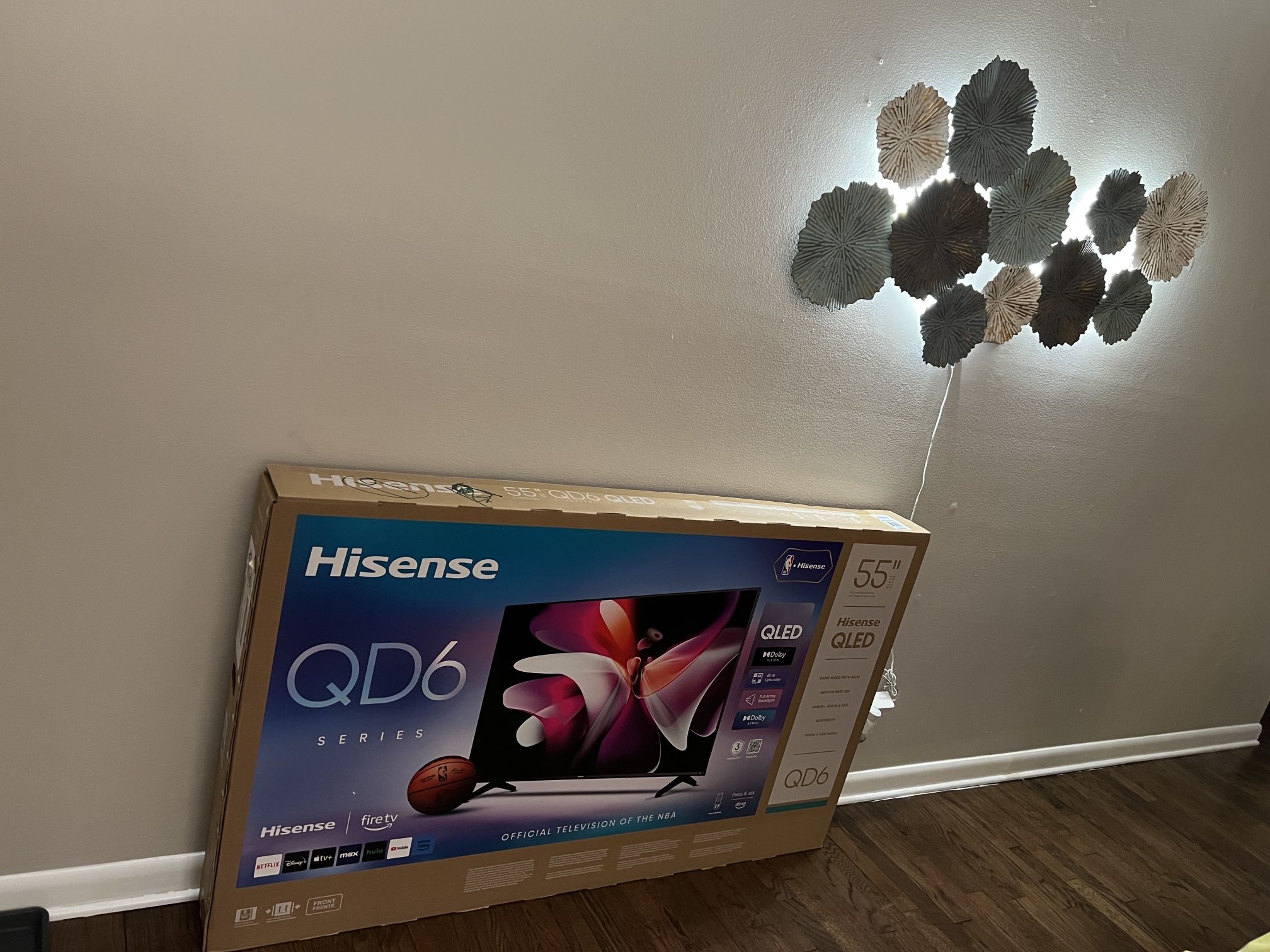 Brand New-Hisense 55” - QD6 Series - 4K UHD QLED LCD TV