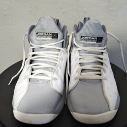 Air Jordan Jumpman Team 2 ' Gray White