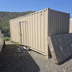 Shipping container