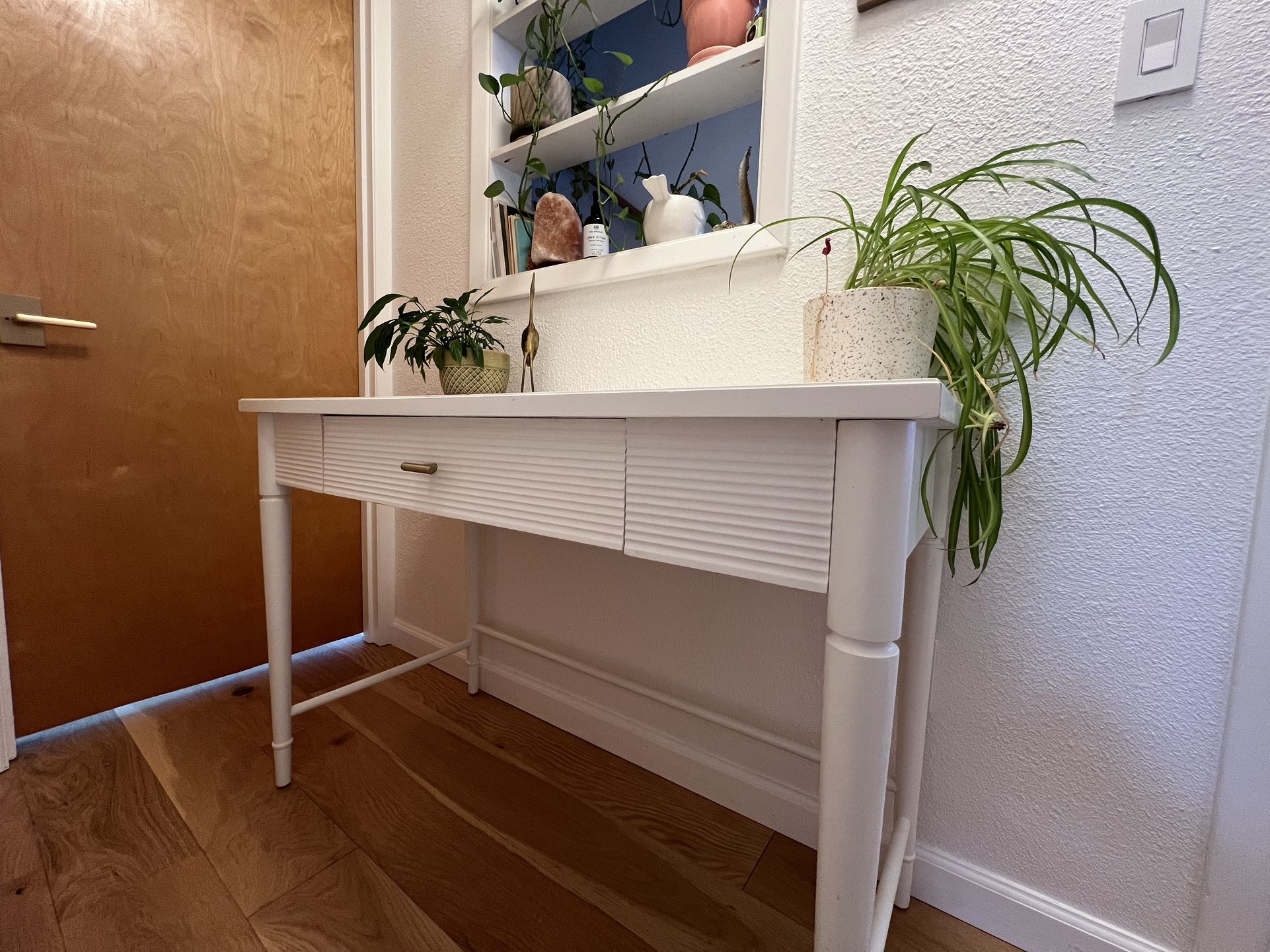 White Desk