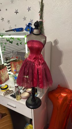 Dress Holder, Stand Woman for quinces