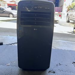 Portable Window AC $100