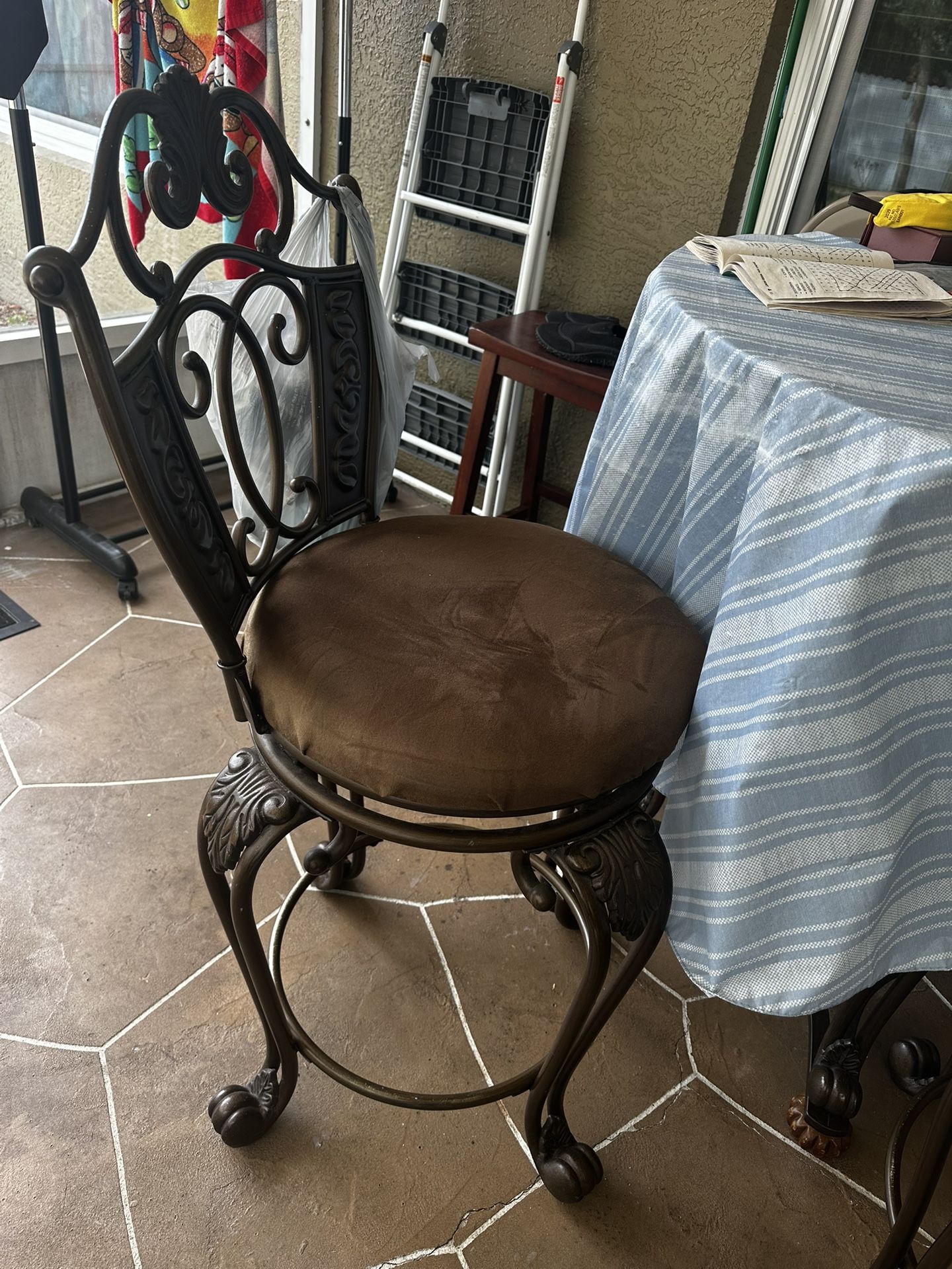 2 Chair Table Set
