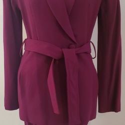 SIZE 4 WOMAN'S 2~PIECE "PLUM" SKIRT SUIT w/BELT  ..... NEVER WORN  ..... $150.00 ..... CASH ONLY‼️