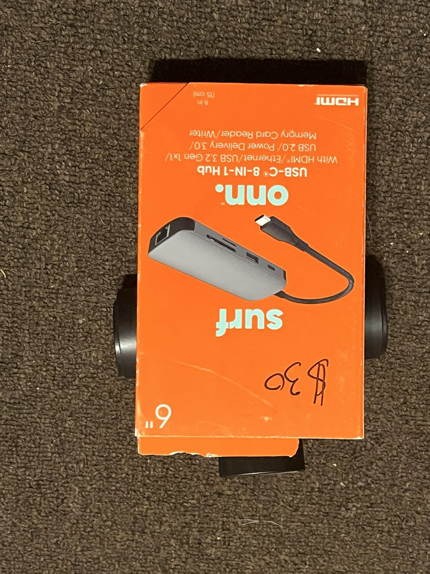 Surf On. USB-c 8in 1 Docking Station New