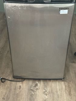 Euhomy Household Freezer – Stainless Steel Compact Freezer, Excellent Condition