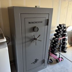 Winchester gun safe