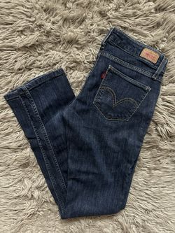 Woman’s Levi’s Jeans 