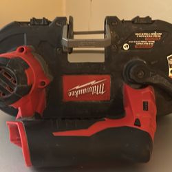 Milwaukee Bandsaw