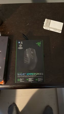 Razer naga v2 hyper speed gaming mouse