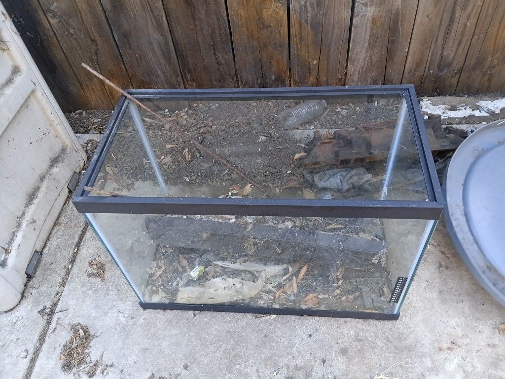 Reptile enclosures atriums