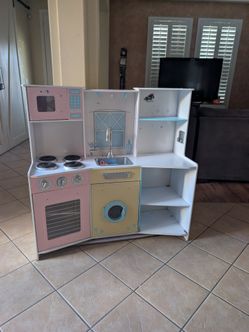 Kids kitchen. Wood $20