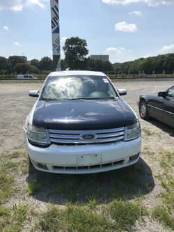 Ford Taurus ford five hundred