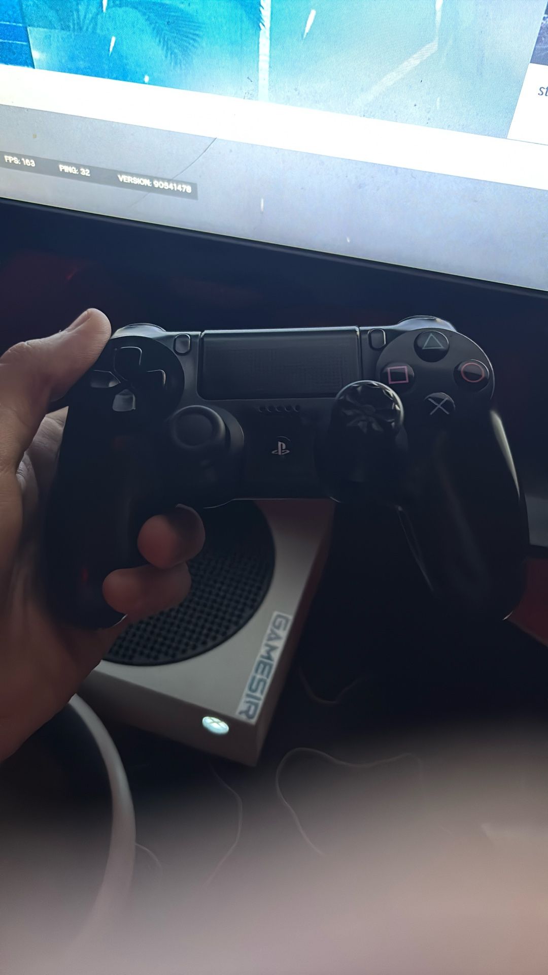 PS4 Controller