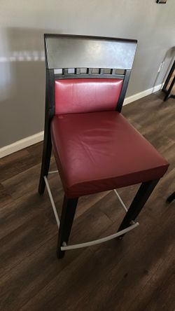 3 Sturdy Barstools