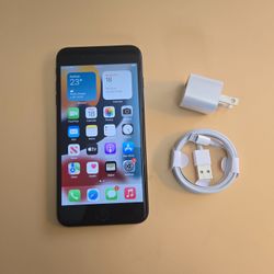 Apple iPhone 7 Plus - UNLOCKED - Like New