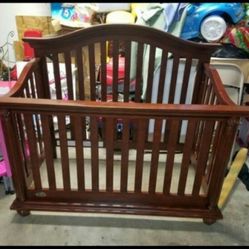 Soild Wood Crib 