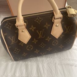 Louis Vuitton Crossbody
