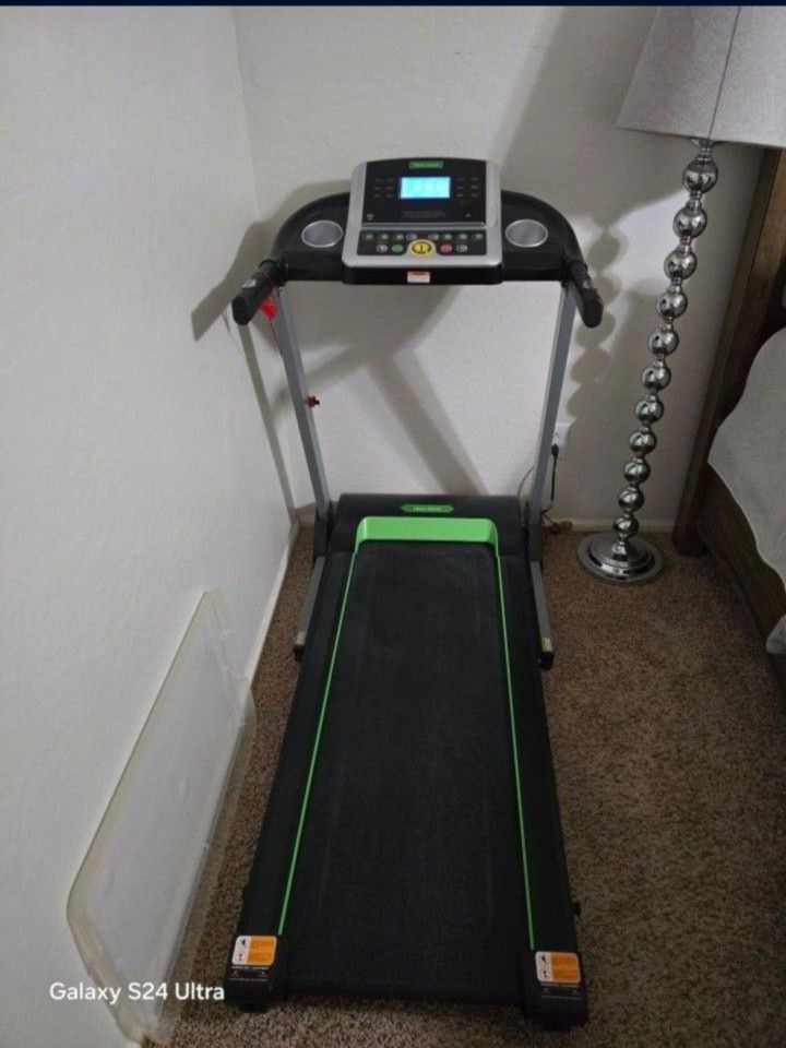 Fitness Avenue Treadmill