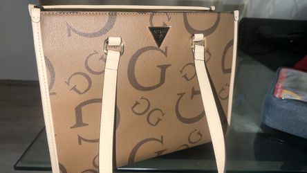 Guess purse