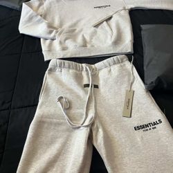 Fear Of God Essentials Set -Light Oat-size S
