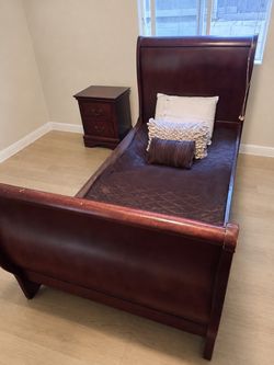 Cherry Wood Twin Sleigh Bed Frame