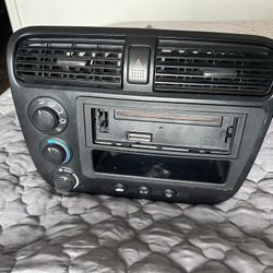 ‼️2004 OEM honda civic climate control module + radio