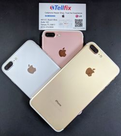 iPhone 7 Plus. 32GB. Unlocked. With warranty.