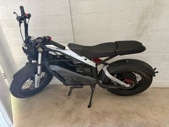 Segway Xyber Electric Bike