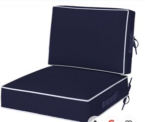 Outdoor Cushions in Navy 24x24 New!