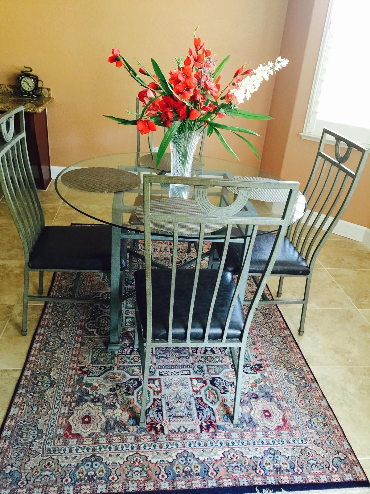 Round 48 Inch Breakfast Table Glass Top Heavy Metal Frame And Chairs Included