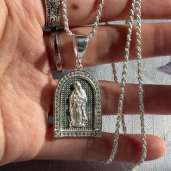 Virgin Mary With Cz And Diamond Cut Rope Chain 1.8mm