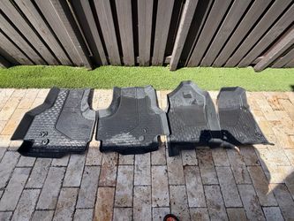 Ram 1500 quad cab mopar 4421 floor mats
