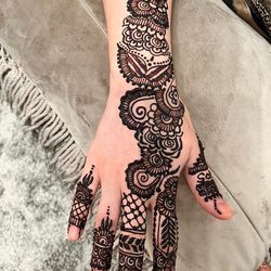 Party henna design