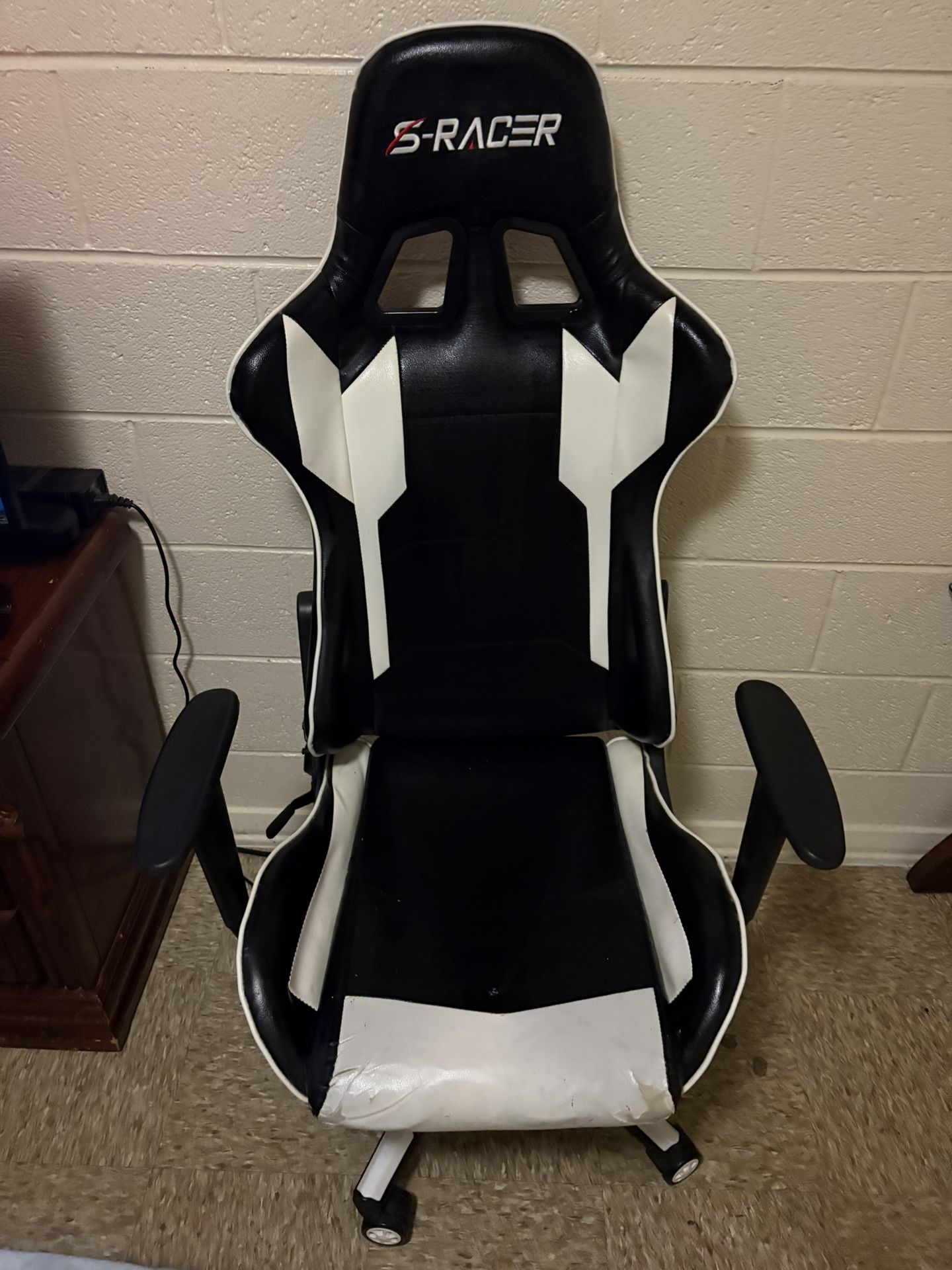 Gaming chair