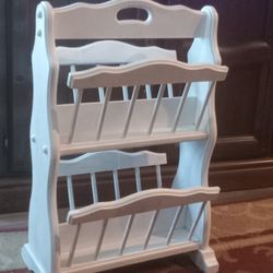Wooden (Painted White) Magazine Holder