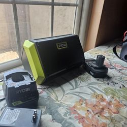 Ryobi Bluetooth Speaker With Battery And Charger 