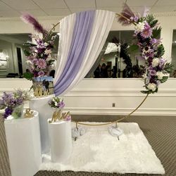 Lilac Deco / Wedding/ Balloons / Flowers 