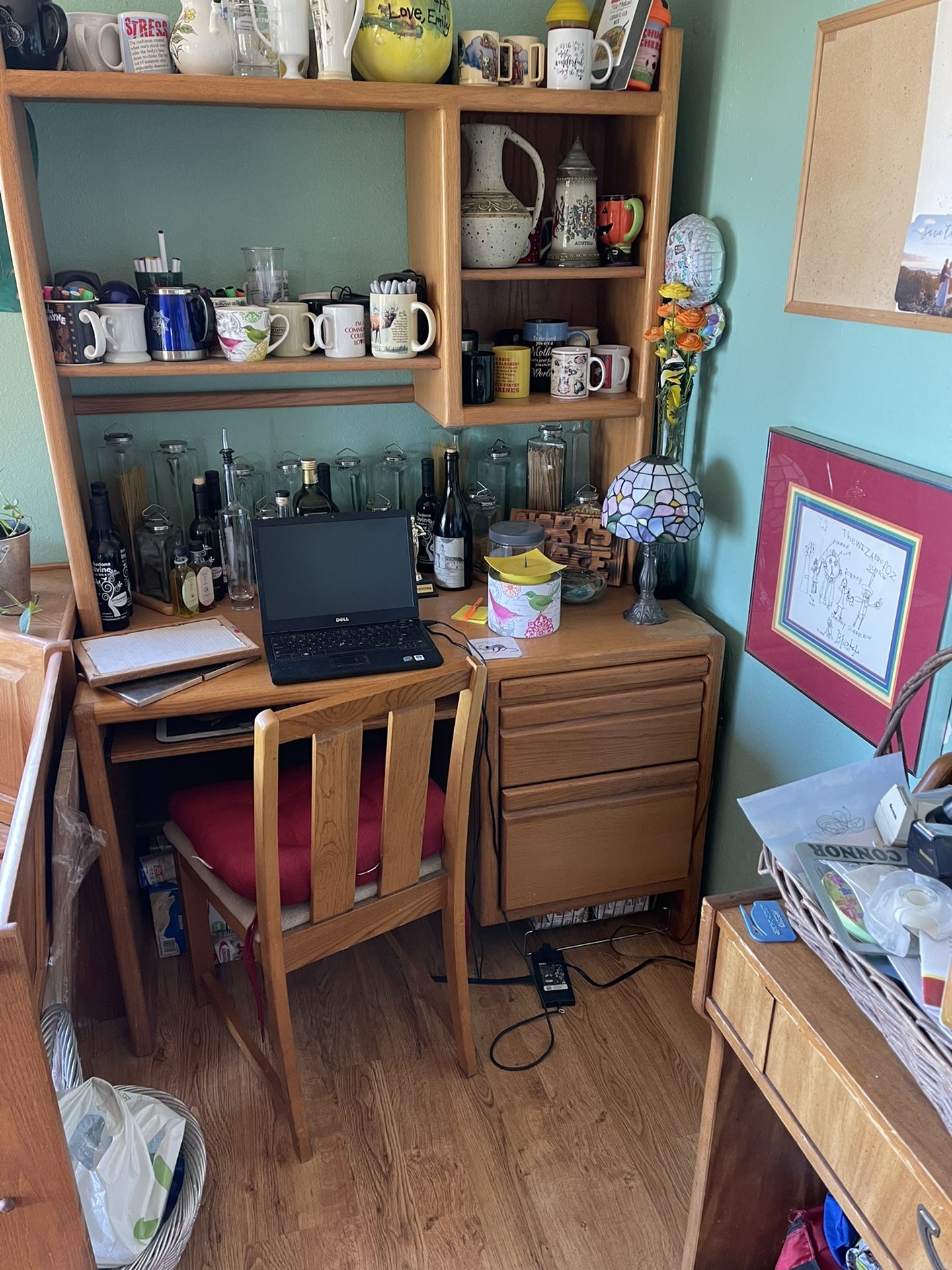 Desk with Hutch