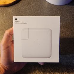 Cargador USB‑C 96W para MacBook – Apple