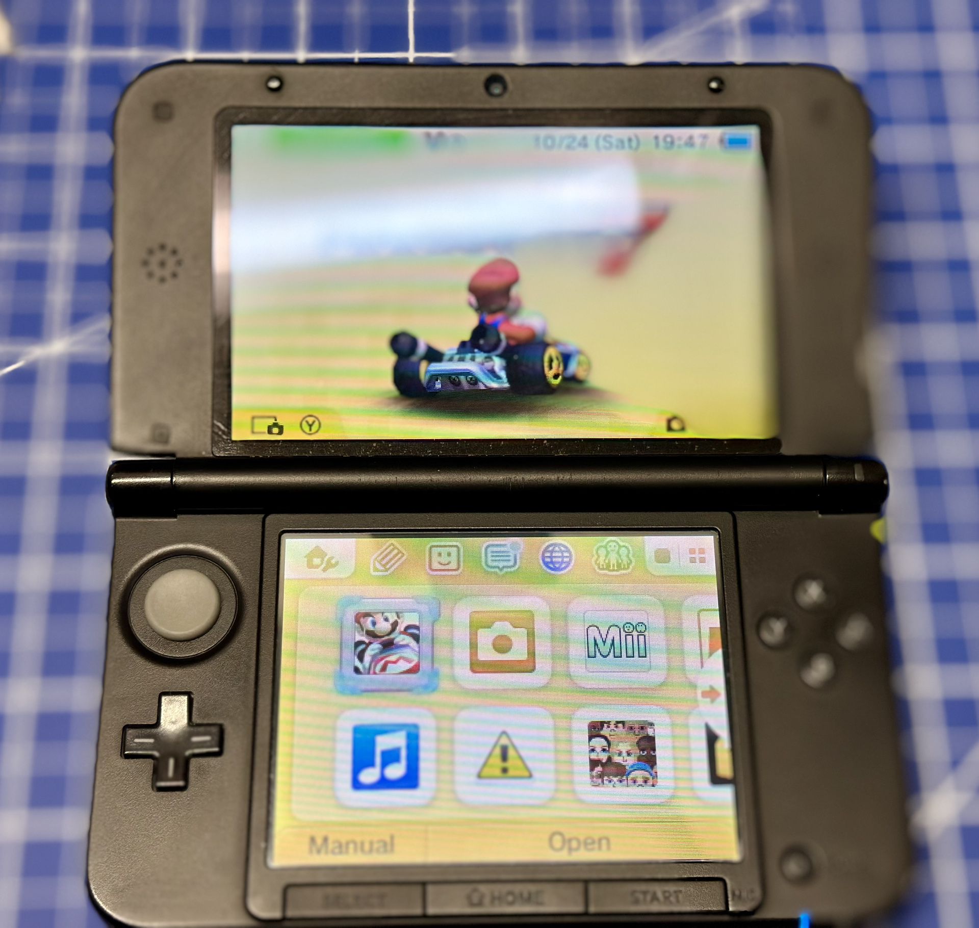 Nintendo 3DS XL With Mario Kart Charger And Stylus