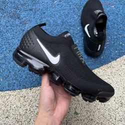 Vapormax moc cheap sale