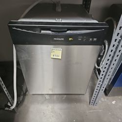 Frigidaire Front Control Built-In Dishwasher 