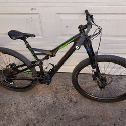 Specialized Camber Pro Carbon Disc Mountain bike