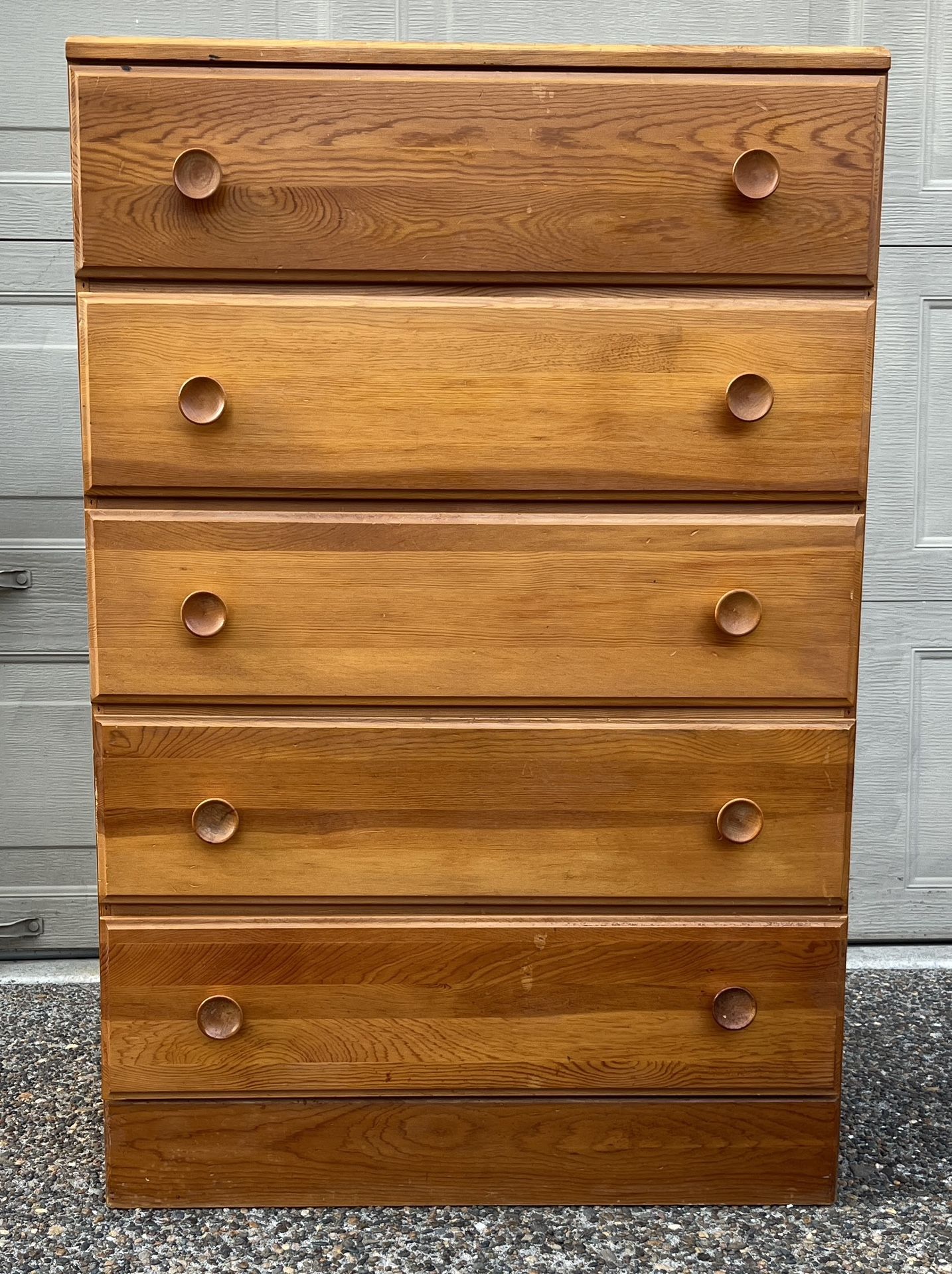 5 Drawer Upright Wood Dresser