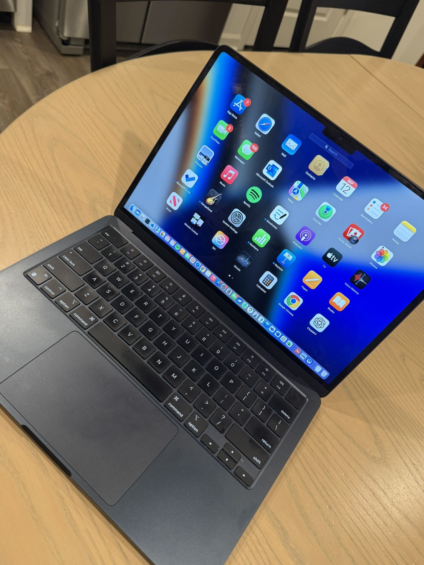 2022, M2 13 Inch MacBook Air