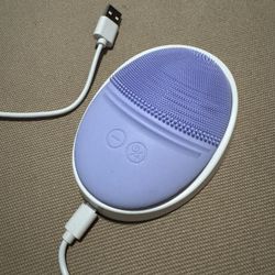 Vibrating Silicone, Facial Cleansing Brush-Perfect Condition!