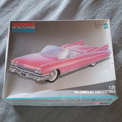 Collectible Model Car Kit, 1959 Cadillac Convertible, Monogram, 1/25 Scale